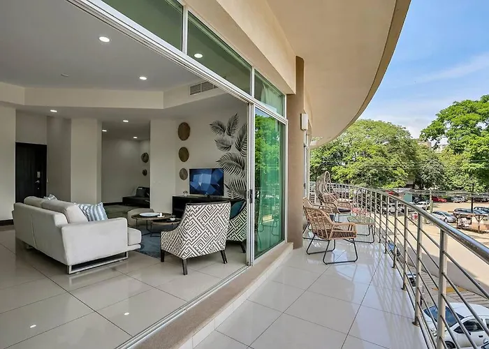 Pp201 Modern Space In Centre Of Town * Tamarindo