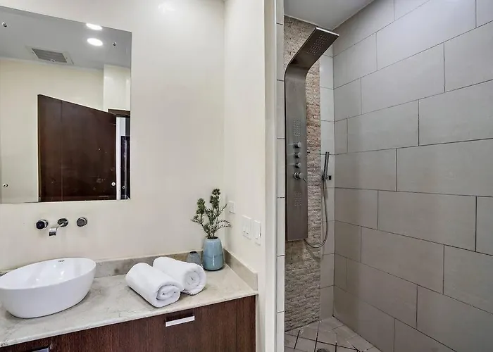 Pp201 Modern Space In Centre Of Town Apartamento
