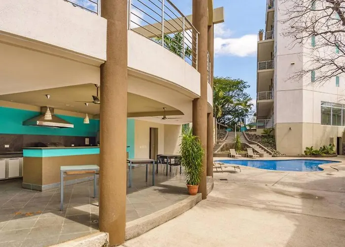 Pp201 Modern Space In Centre Of Town * Tamarindo
