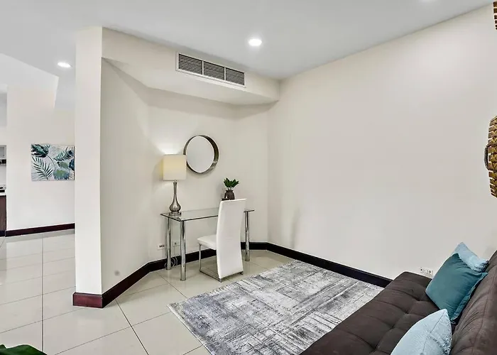 Pp201 Modern Space In Centre Of Town Apartamento *